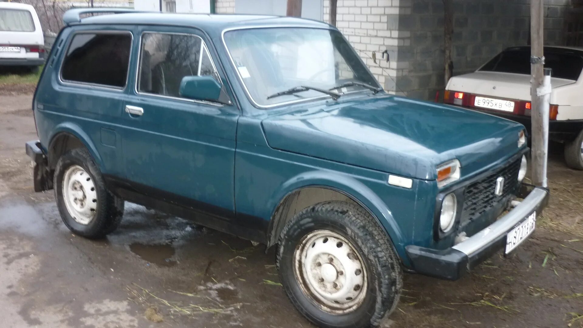 Нива цвет мурена фото Lada 4x4 3D 1.7 бензиновый 1993 Мурена на DRIVE2