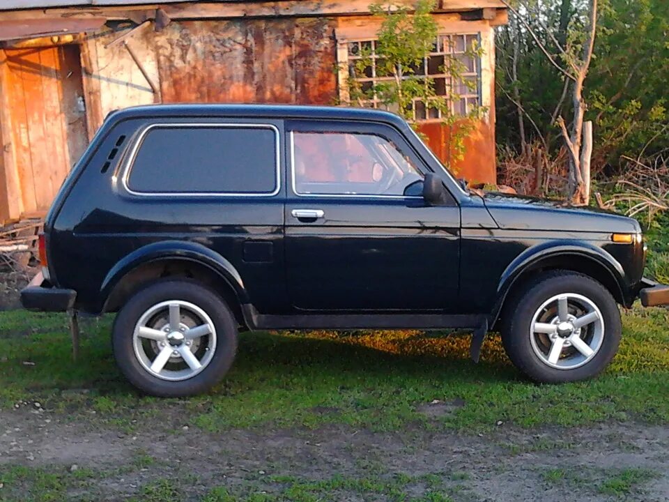 Нива цвет несси 2 фото Фотосессия - Lada 4x4 3D, 1,7 л, 2012 года фотография DRIVE2