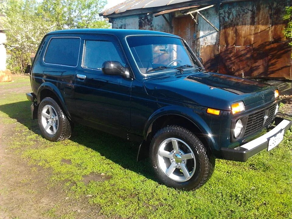 Нива цвет несси фото Фотосессия - Lada 4x4 3D, 1,7 л, 2012 года фотография DRIVE2
