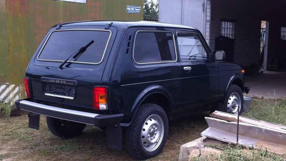 Нива цвет несси фото Lada 4x4 3D 1.7 бензиновый 2013 URBAN SUV на DRIVE2
