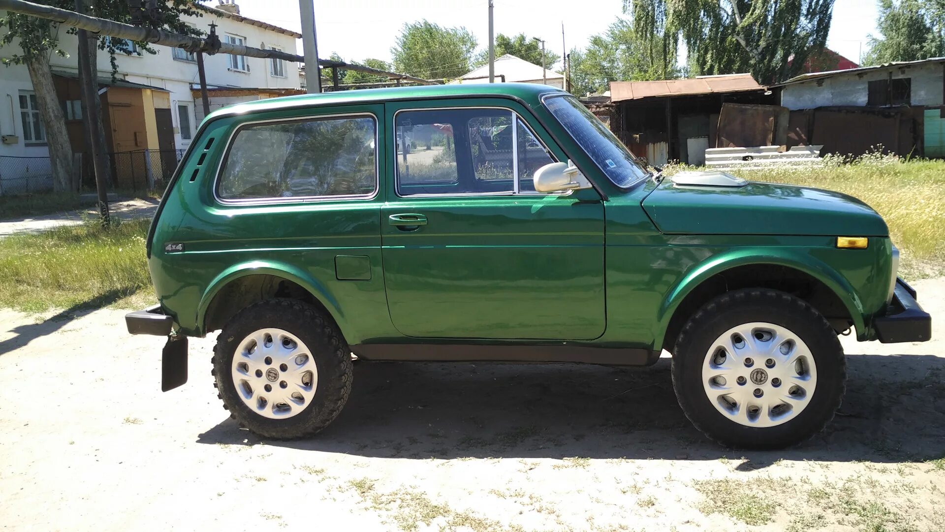 Нива темно зеленая фото Машина продается. - Lada 4x4 3D, 1,6 л, 1989 года продажа машины DRIVE2
