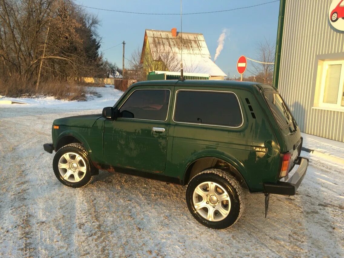 Нива темно зеленая фото Купить б/у Lada (ВАЗ) 2121 (4x4) I Рестайлинг Фора 1.7 MT (79 л.с.) 4WD бензин м