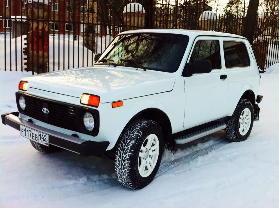 Нива трехдверка цена и фото нижегородская обл Свежие фотографии - Lada 4x4 3D, 1,7 л, 2014 года фотография DRIVE2