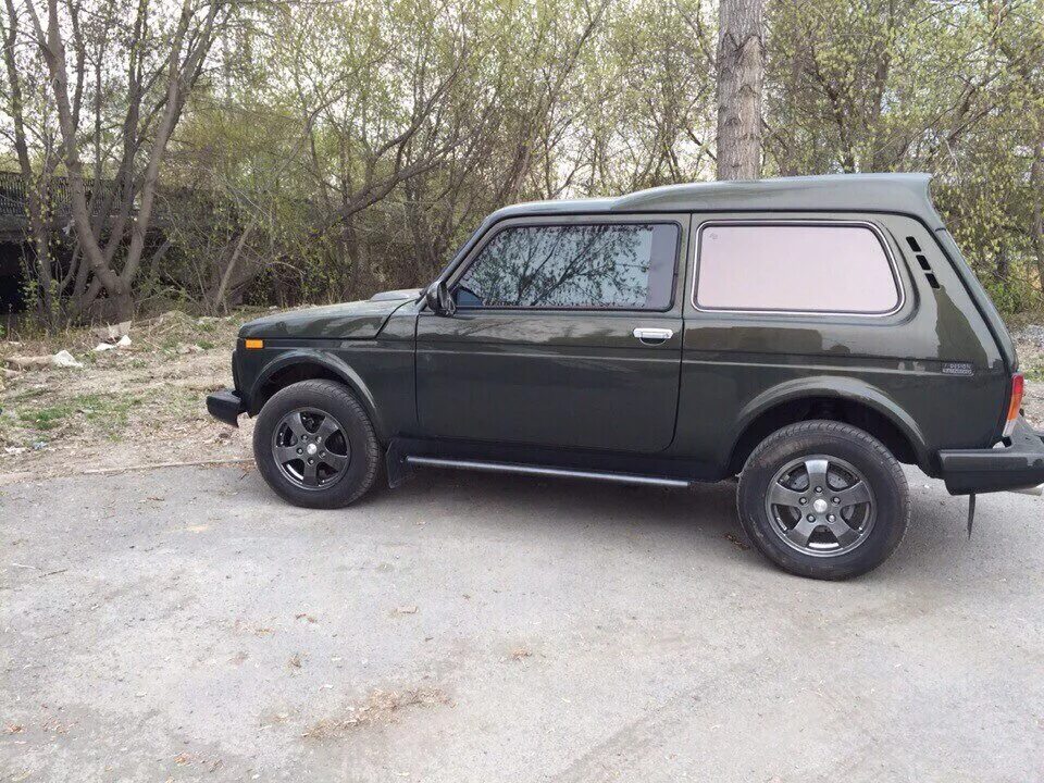 Нива трехдверка удлиненная фото Купить б/у Lada (ВАЗ) 2121 (4x4) I Рестайлинг Фора 1.7 MT (80 л.с.) 4WD бензин м