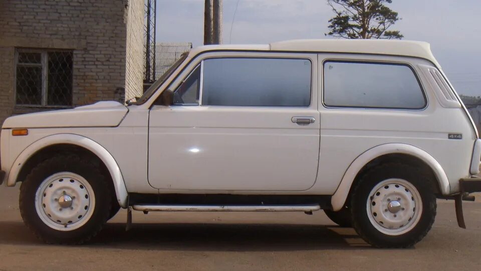 Нива трехдверка удлиненная фото Lada 4x4 3D 1.7 бензиновый 2001 Longest vehicle на DRIVE2