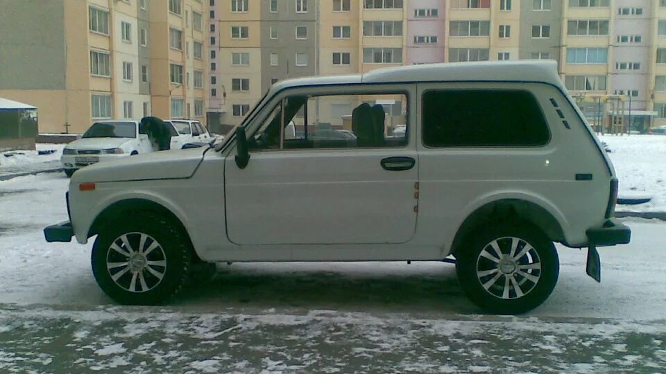 Нива трехдверка удлиненная фото Lada 4x4 3D 1.7 бензиновый 1999 марка 21218-Бронто на DRIVE2