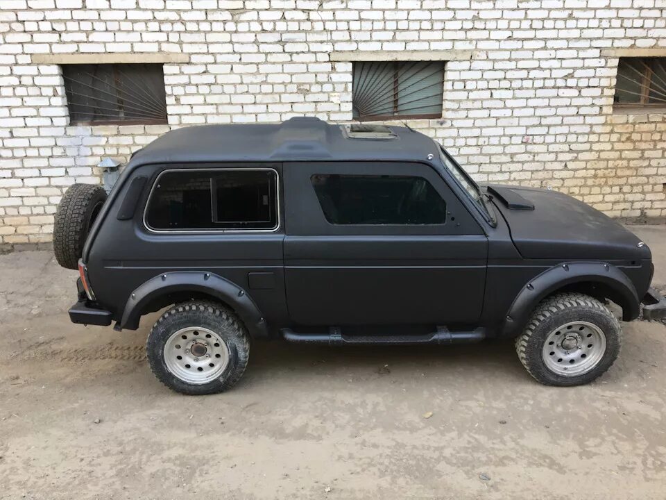Нива трехдверка удлиненная фото Сборка день второй - Lada 21218 Фора, 1,7 л, 2000 года своими руками DRIVE2