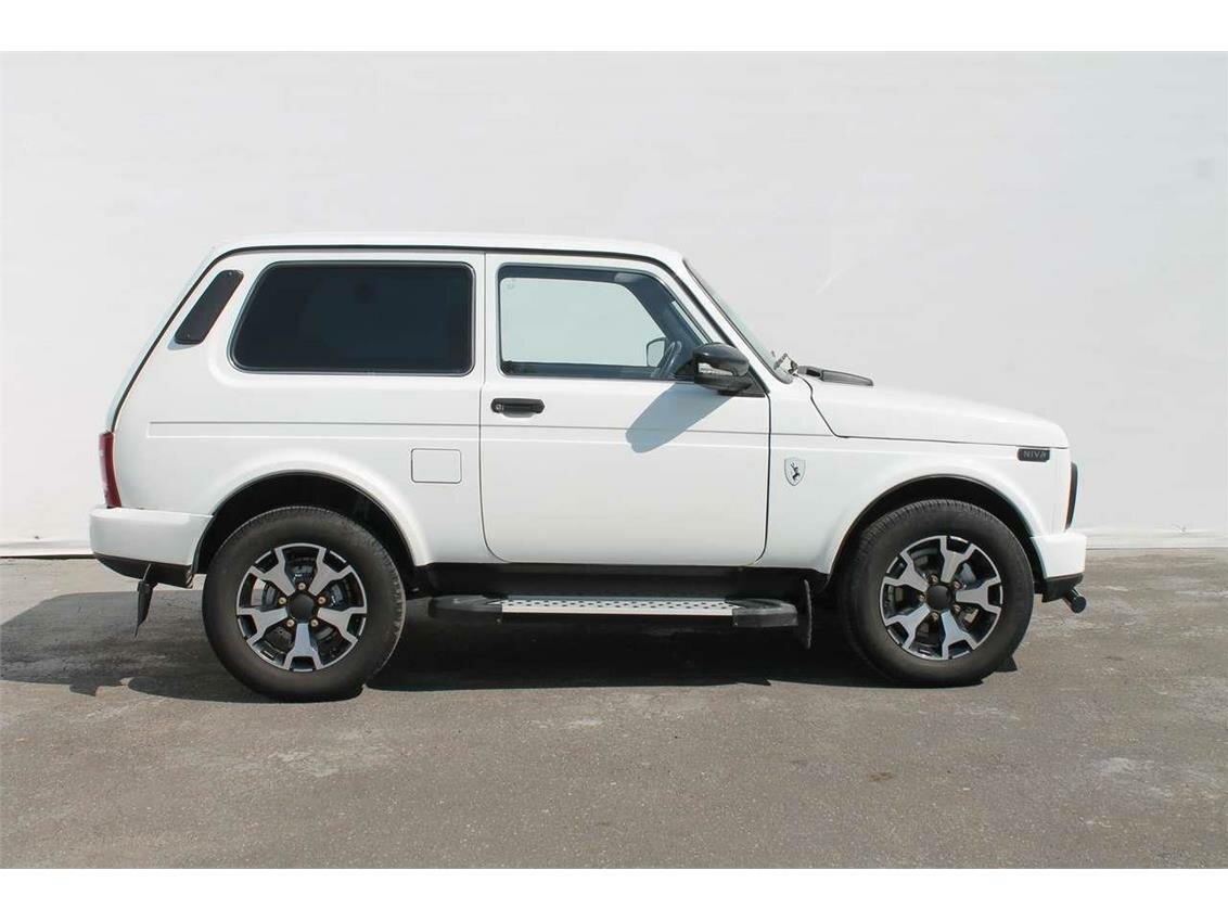 Нива тревал белая фото Купить б/у Lada (ВАЗ) 2121 (4x4) I Рестайлинг 1.7 MT (83 л.с.) 4WD бензин механи