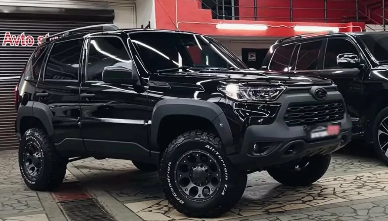 Нива тревал цена фото АвтоВАЗ" объявил цены на упрощённый внедорожник Lada Niva Travel " Usedcars.ru -