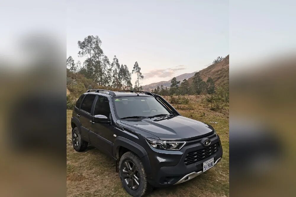 Нива тревел 2024 фото черная Lada Niva Travel начали продавать в Америке - Российская газета