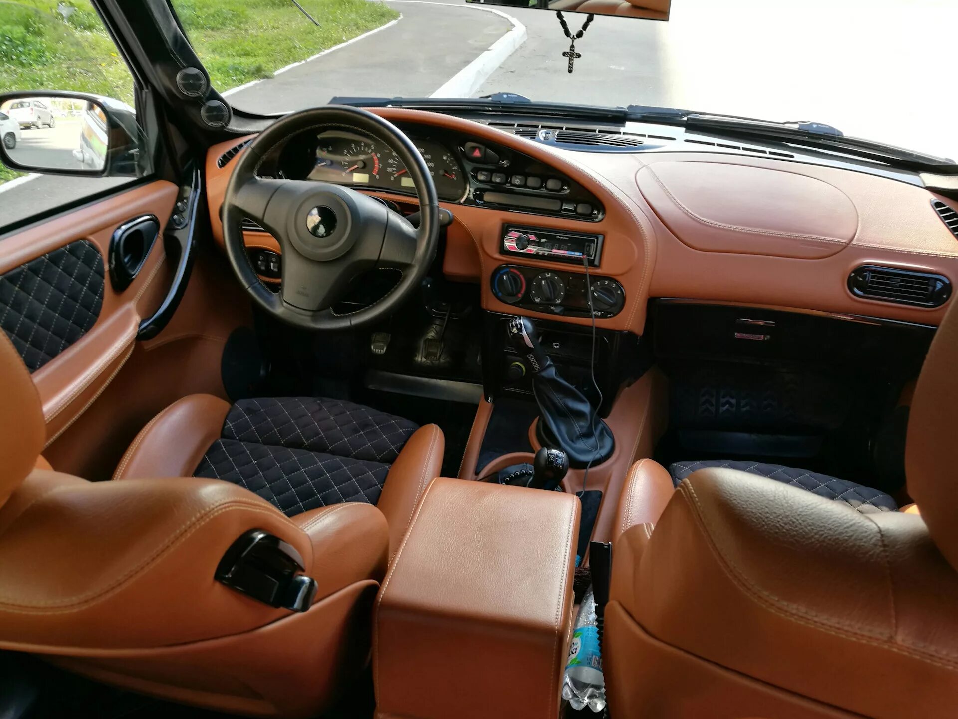 Нива тревел 2024 с кожаным салоном фото Кому интересно продаю - Chevrolet Niva, 1,7 л, 2013 года продажа машины DRIVE2
