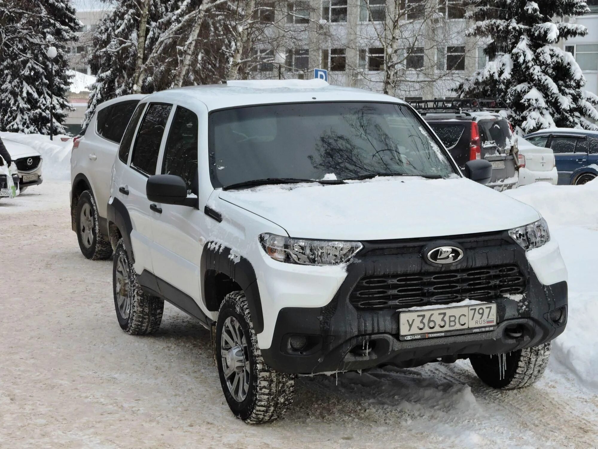 Нива тревел белая фото "у 363 вс 797" фото ВАЗ (Lada) 2123 Niva. Россия
