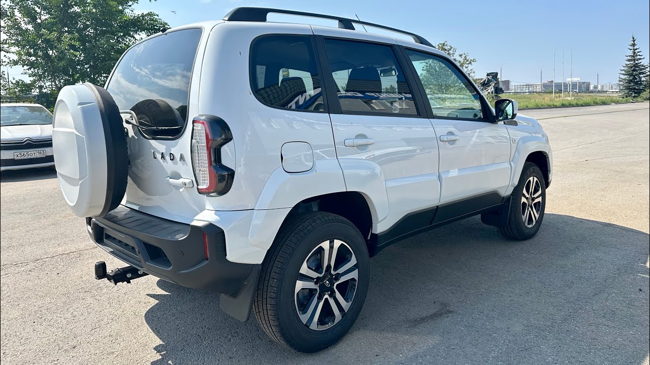 Нива тревел белая люкс фото Niva Travel Luxe белая уезжает в Донецк! Поздравляю наших клиентов с покупкой! -
