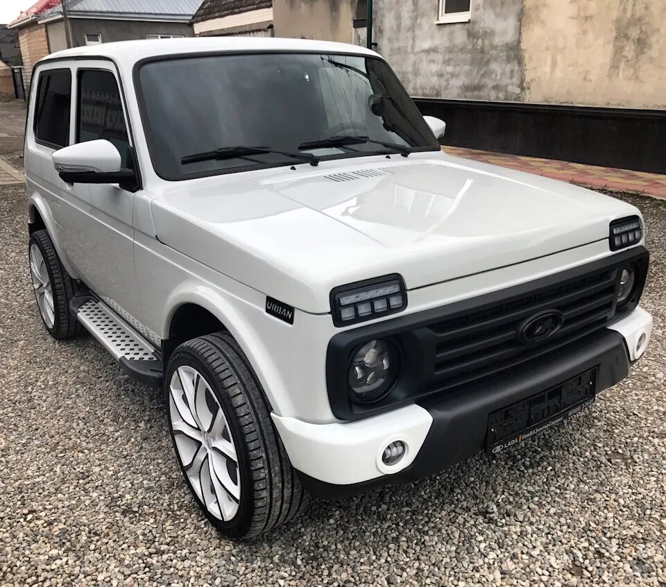 Нива тревел белого цвета фото тюнинг Запись, 12 января 2019 - Lada 4x4 3D, 1,7 л, 2017 года фотография DRIVE2