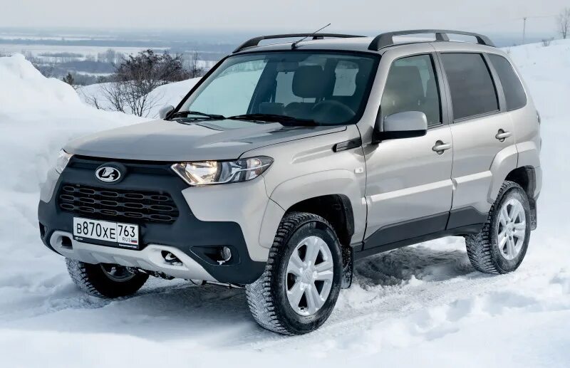 Нива тревел фото лада новая Обновлённая Lada Niva Travel - базовая комплектация всего за 998 тысяч рублей