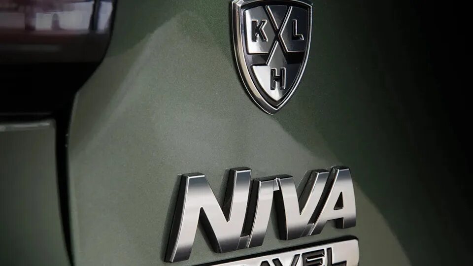 Нива тревел кхл 2024 фото Lada Niva Travel 1.7 бензиновый 2023 KHL на DRIVE2