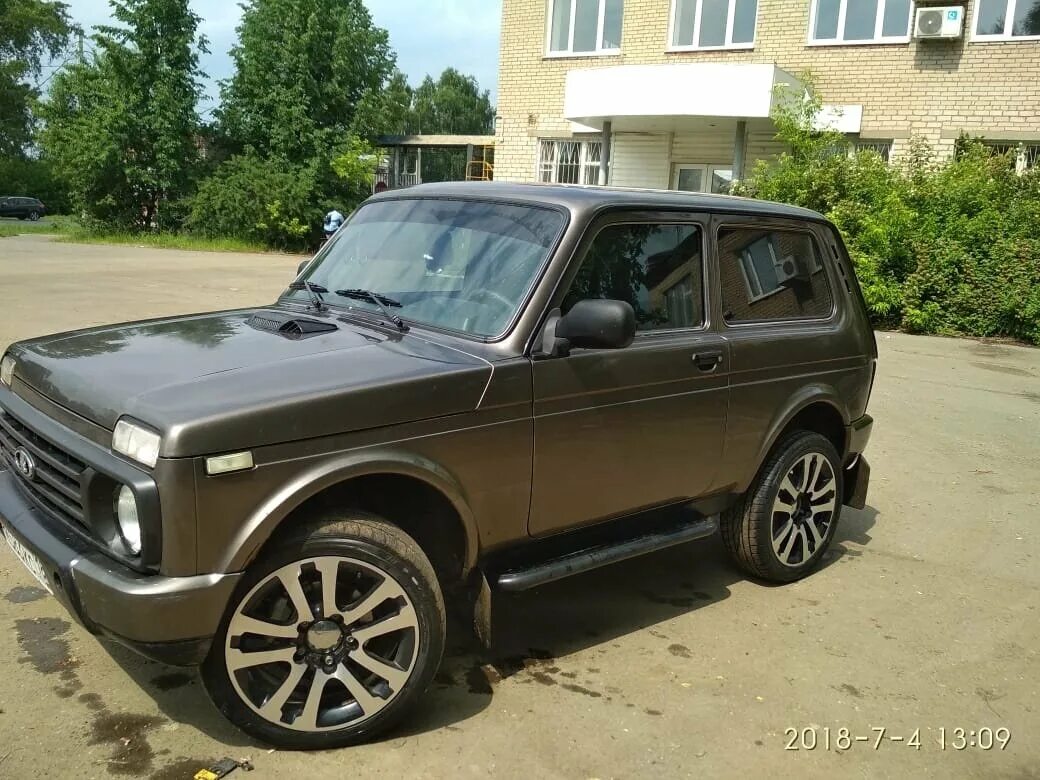 Нива тревел кориандр фото Купить б/у Lada (ВАЗ) 2121 (4x4) I Рестайлинг Urban 1.7 MT (83 л.с.) 4WD бензин 