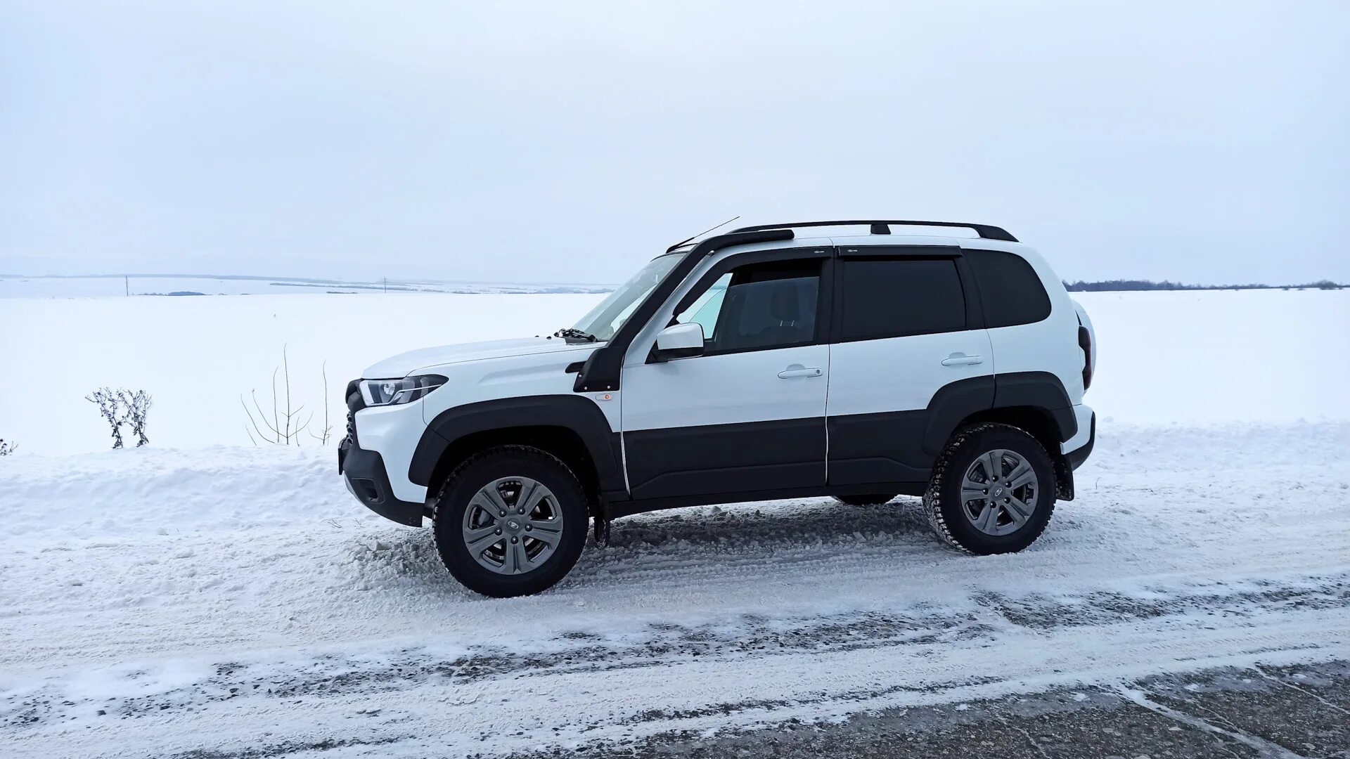 Нива тревел отзывы с фото Lada Niva Travel 1.7 бензиновый 2021 Luxe Off-road "Инь-Янь" на DRIVE2