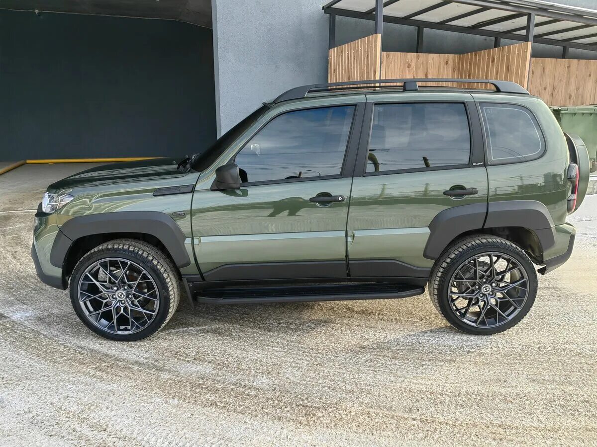 Нива тревел самый carbreeding ujur kgxkit7 фото Купить б/у LADA (ВАЗ) Niva I Рестайлинг (Travel) 1.7 MT (80 л.с.) 4WD бензин мех