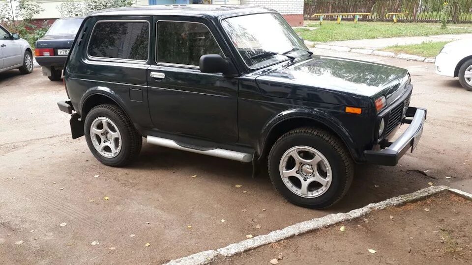 Нива тревел цвет несси фото Lada 4x4 3D 1.7 бензиновый 2012 несси на DRIVE2
