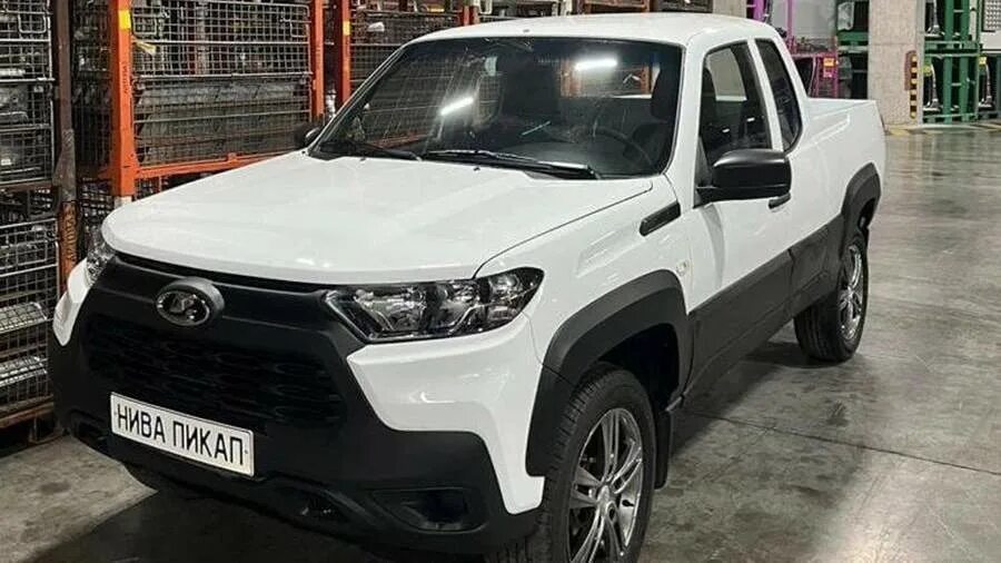Нива тревел в пленке фото Опубликованы новые фото пикапа на базе Lada Niva Travel Новости авто Известия 19