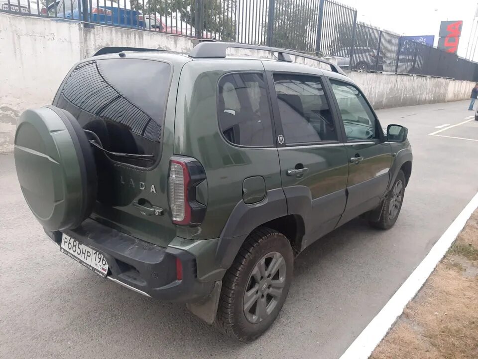 Нива тревел зеленая фото Прошёл то 0 и продажа машины. - Lada Niva Travel, 1,7 л, 2022 года просто так DR