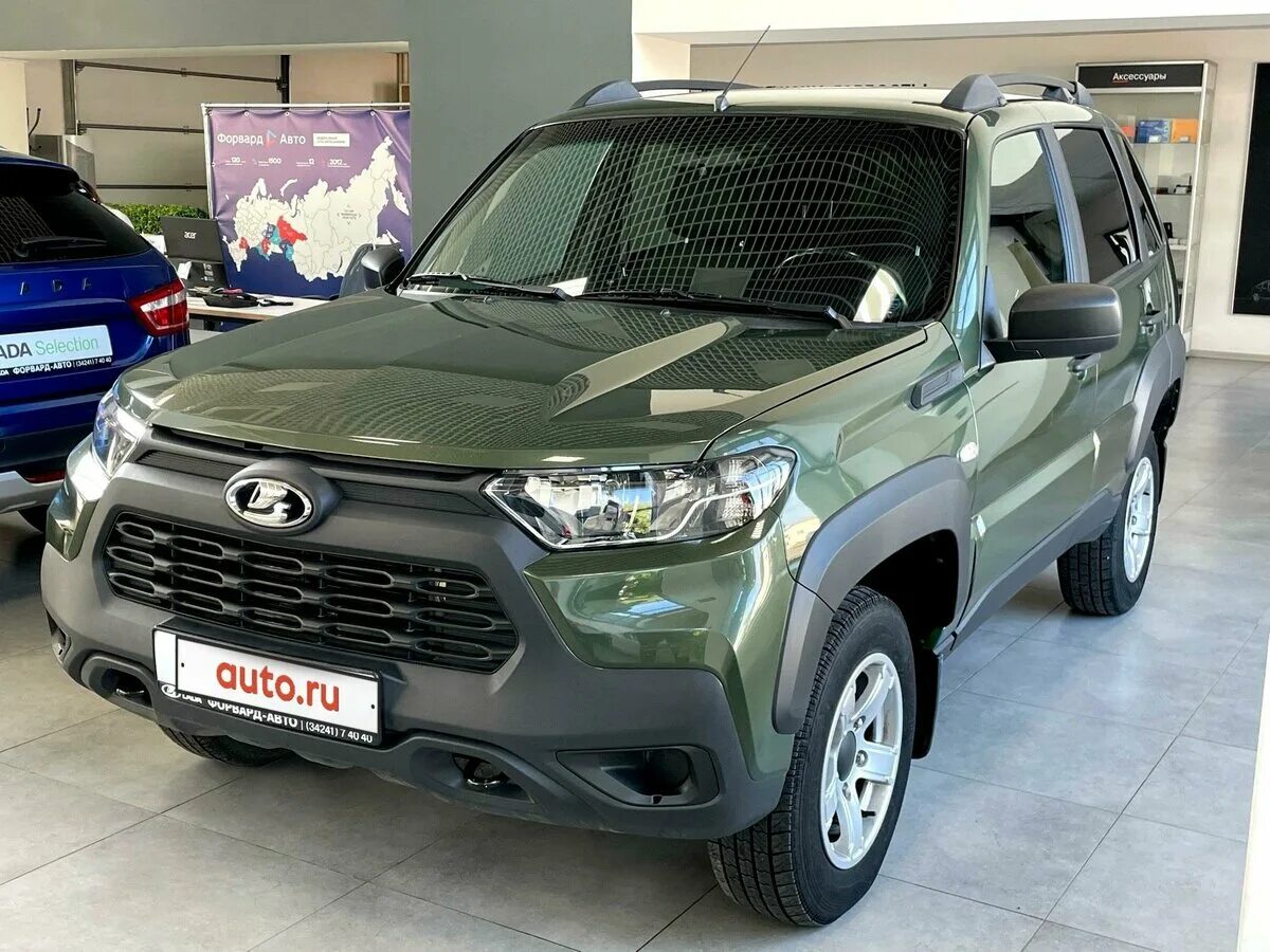 Нива тревел зеленая фото Купить б/у Lada (ВАЗ) Niva I Рестайлинг (Travel) 1.7 MT (80 л.с.) 4WD бензин мех