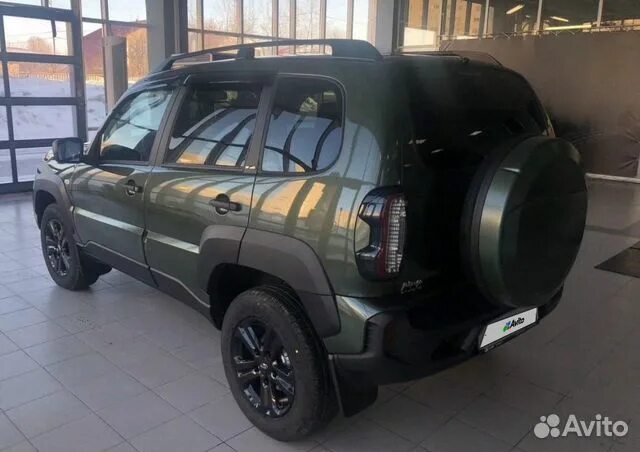 Нива тревел зеленого цвета фото Лада нива тревел зеленая LkbAuto.ru