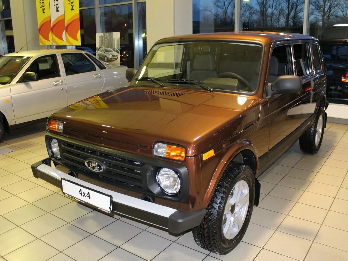 Нива тревел золотисто коричневая фото Купить новый Lada (ВАЗ) 2131 (4x4) I 1.7 MT (81 л.с.) 4WD бензин механика в Санк