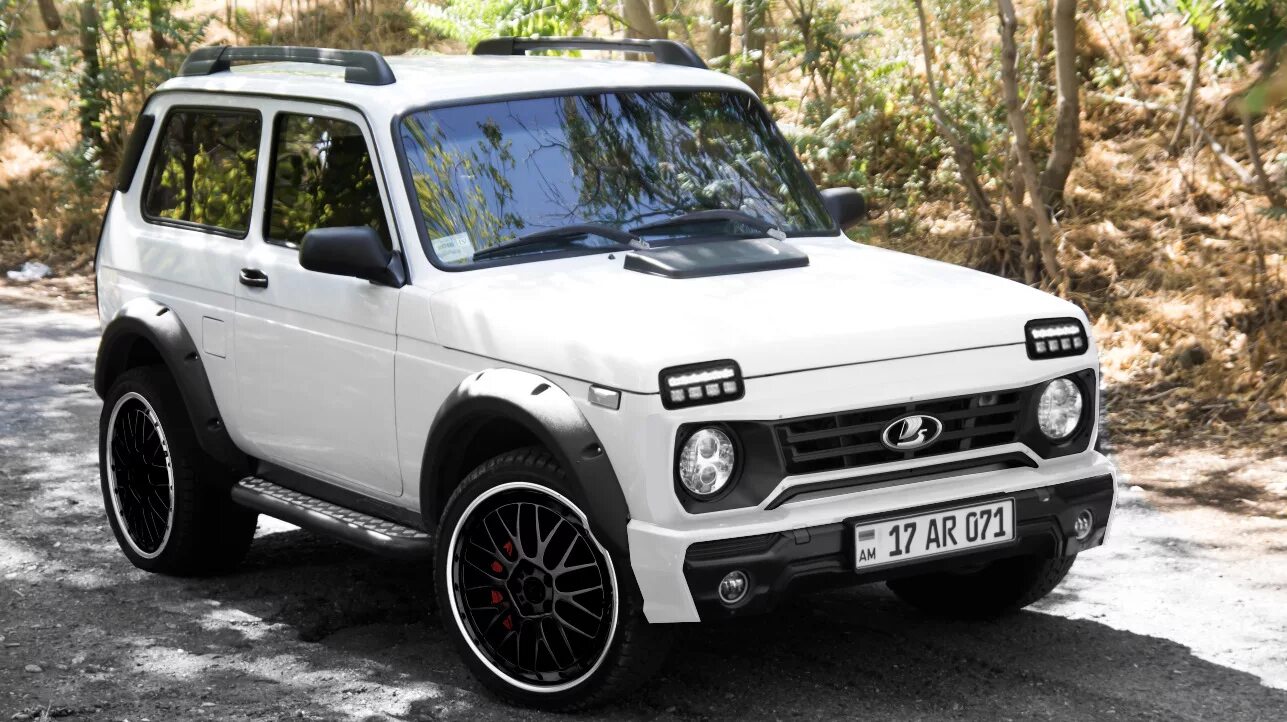 Нива тюнинг 24 7 интернет магазин Примерный конечный вид спереди - Lada 4x4 3D, 3,7 л, 2004 года фотография DRIVE2