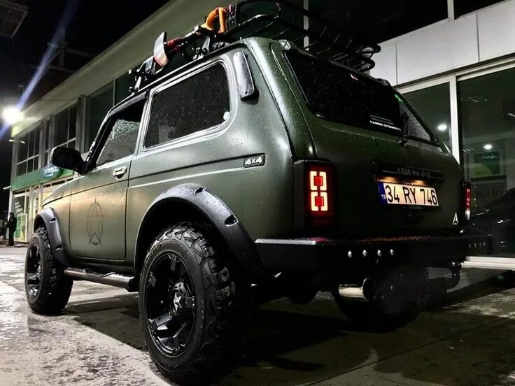 Нива тюнинг интернет магазин 4х4 Retro Lada Niva 4x4 SUV