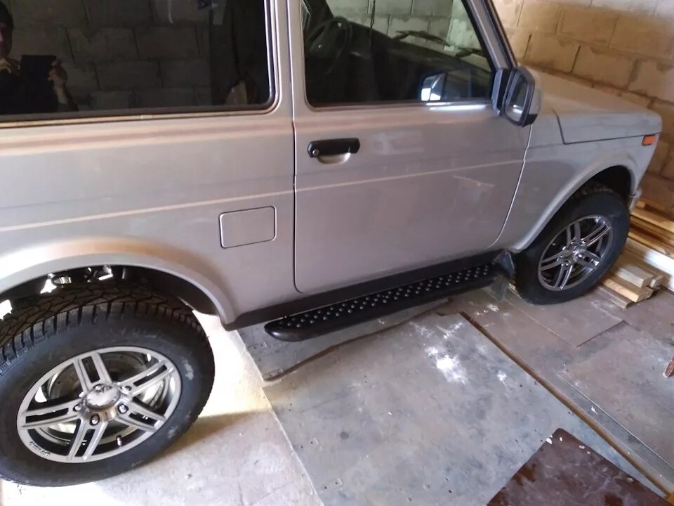 Нива тюнинг пороги Временные пороги - Lada 4x4 3D, 1,8 л, 2018 года аксессуары DRIVE2