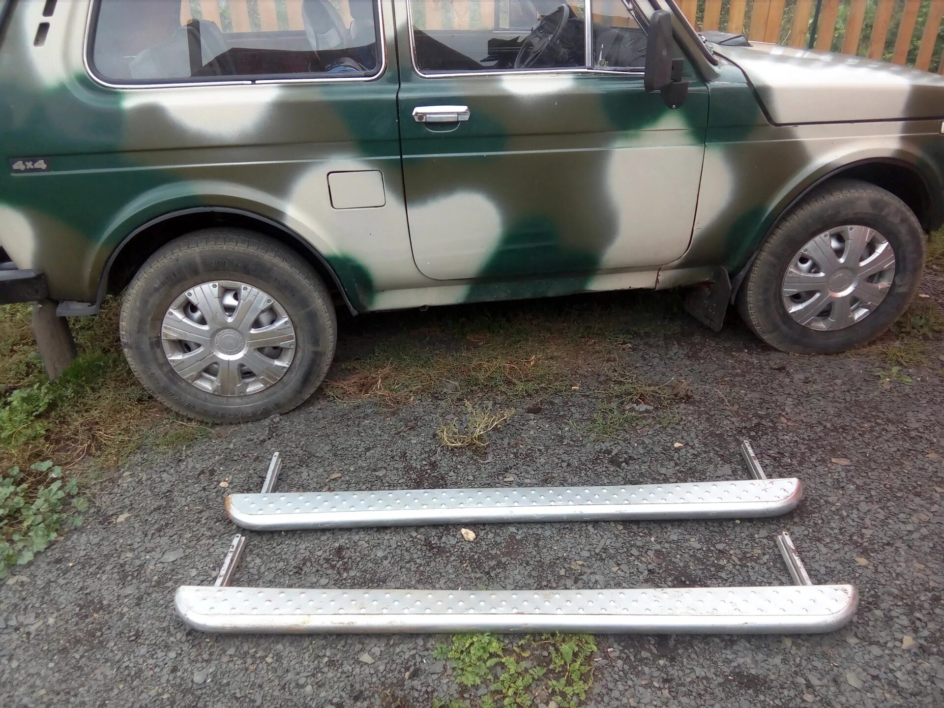 Нива тюнинг пороги № 13 Подножка от нивы 5D на ниву 3D - Lada 4x4 3D, 1,6 л, 1983 года стайлинг DRI