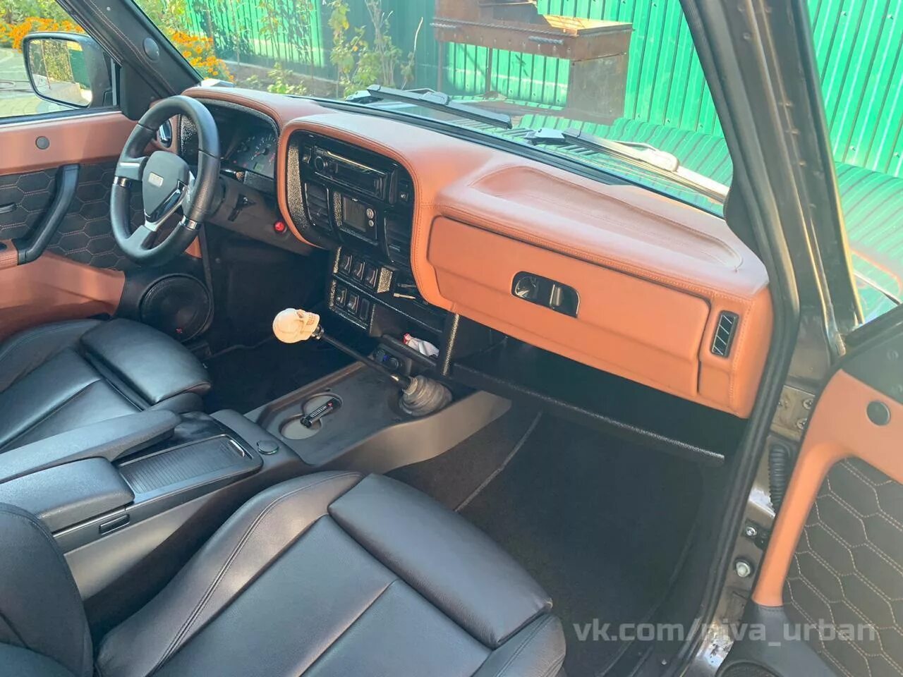 Нива тюнинг салона торпедо с монитором Идеи торпедо в НИВУ. - Lada 4x4 3D, 1,6 л, 1987 года тюнинг DRIVE2