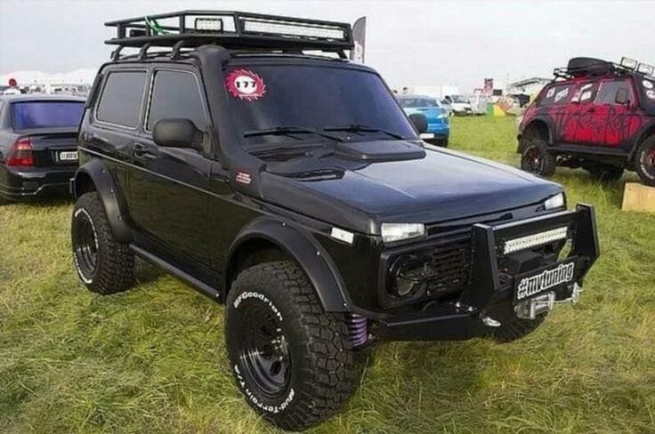 Нива тюнинг внедорожный фото Pin von МухаммадАриф Магомедов auf avto Lada niva, Geländewagen, Geländefahrzeug