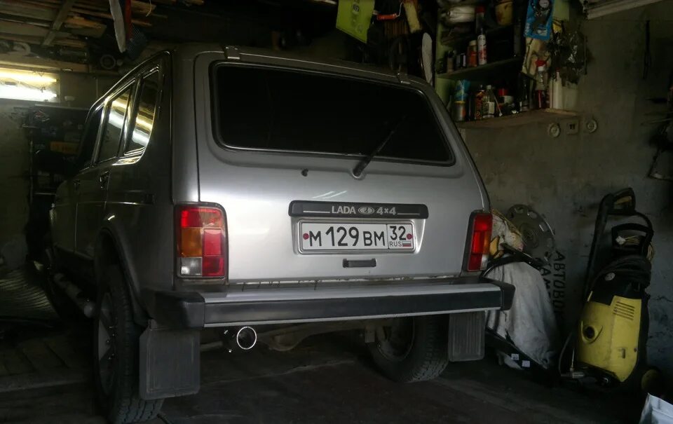 Нива тюнинг выхлопной насадка на глушитель - Lada 4x4 5D, 1,7 л, 2010 года аксессуары DRIVE2