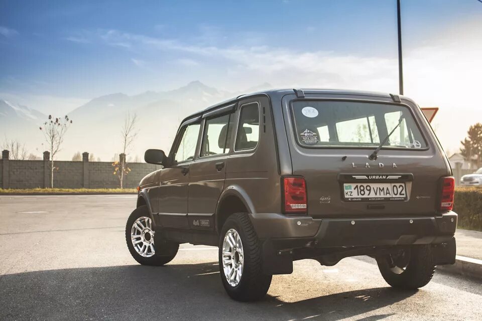 Нива урбан 5 дверная тюнинг Фото сет для Нивушки - Lada 4x4 5D, 1,7 л, 2017 года фотография DRIVE2
