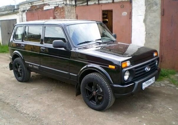 Нива урбан 5 дверная тюнинг Lada 4x4 Urban 5D - пятидверная Нива Урбан 2131 Suv car, Suv, Car