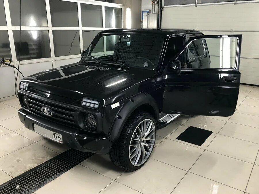 Нива урбан блэк фото Купить б/у Lada (ВАЗ) 2121 (4x4) I Рестайлинг Urban 1.7 MT (83 л.с.) 4WD бензин 