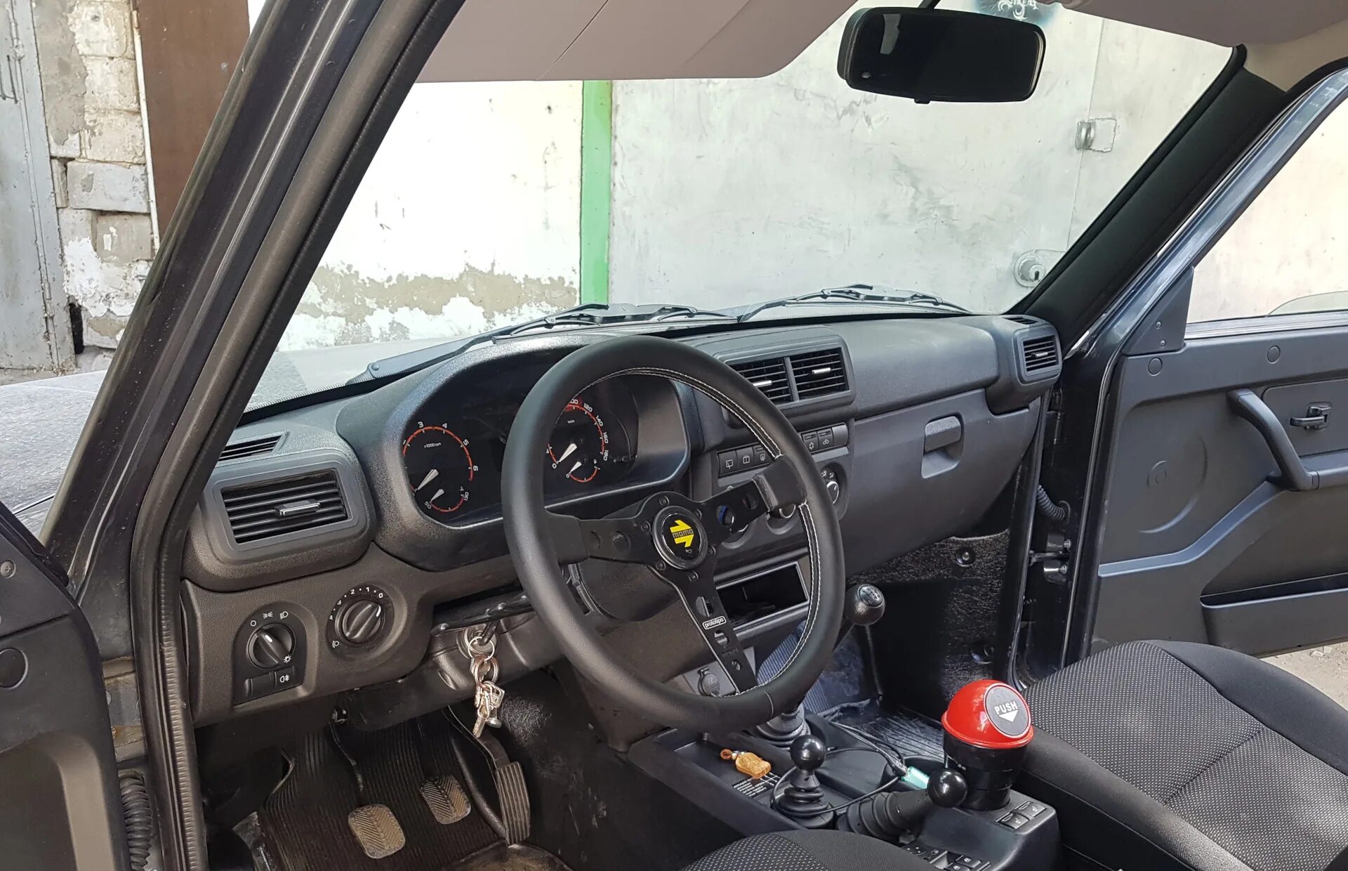 Нива урбан фото салона Опять про руль)) - Lada 4x4 3D, 1,7 л, 2020 года стайлинг DRIVE2