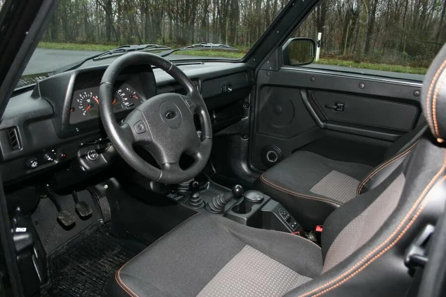 Нива урбан фото салона внутри Интерьер Lada 4x4 Urban в кузове 21214-57, выпускаемого с 2015 года по 2019 год 