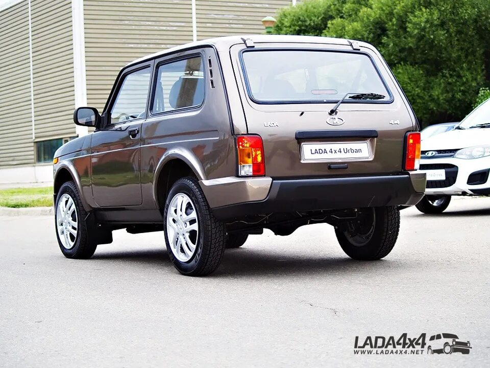 Нива урбан фото сзади Первое ТО. Как правильно его пройти? - Lada 4x4 3D, 1,7 л, 2015 года плановое ТО