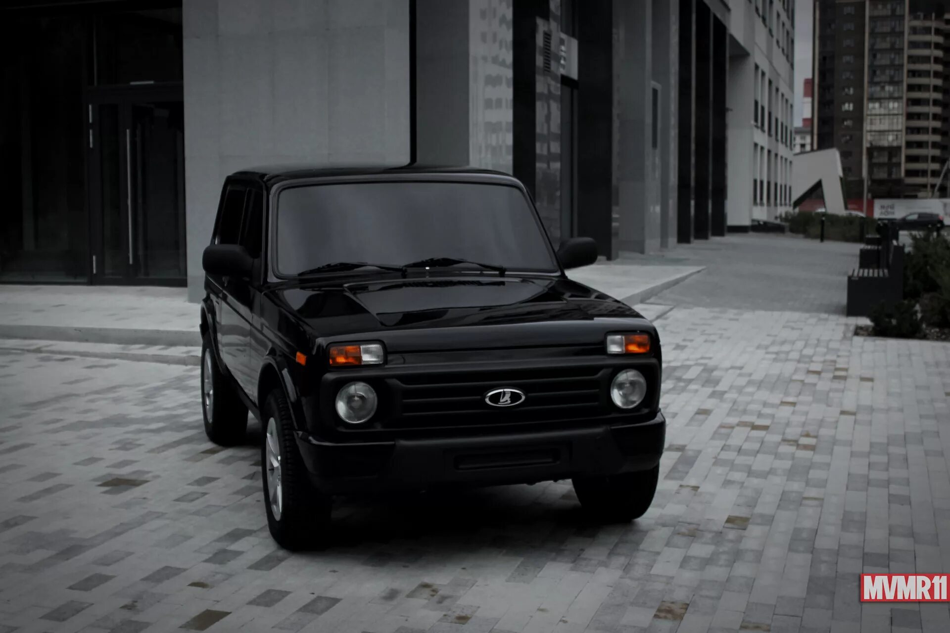 Нива урбан фото цены Фотосет. Урбан в бункере без номеров - Lada 4x4 3D, 1,7 л, 2015 года фотография 