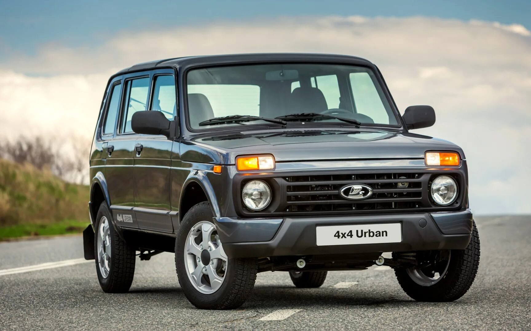 Нива урбан новая цена фото Фотогалерея Lada 4x4 Urban 5 дв. Официальный дилер LADA