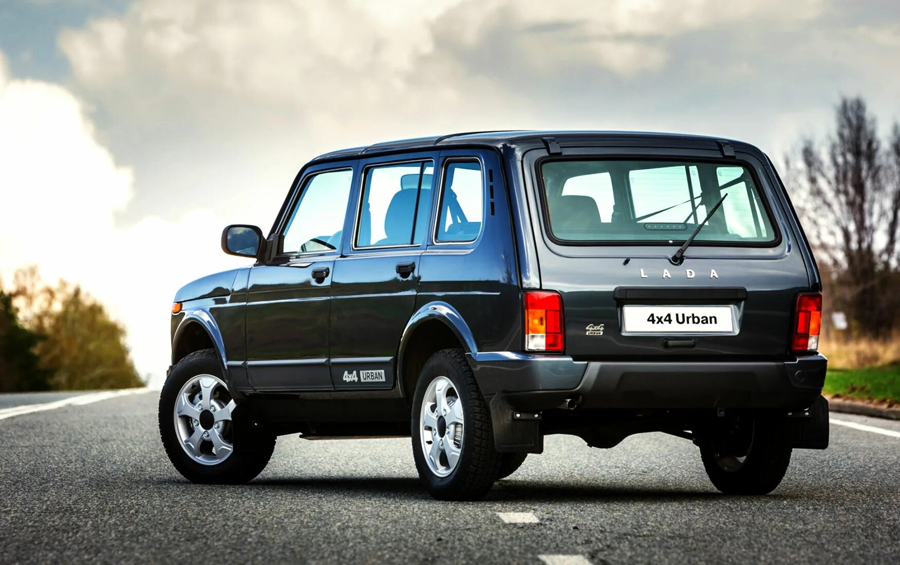 Нива урбан новая цена фото На ниве предположений: как изменится Lada 4X4 и кто займет ее место Forbes.ru