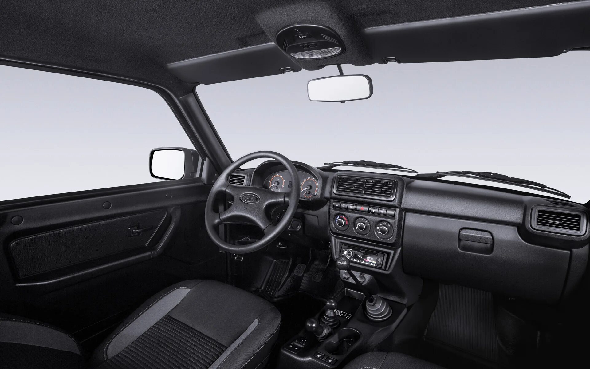 Нива урбан цена и комплектация фото Купить LADA Niva Legend Urban 4x4 в СПб