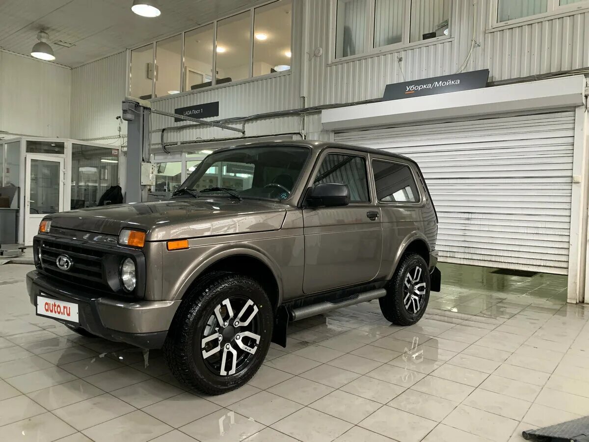 Нива урбан цвет кориандр фото Купить б/у Lada (ВАЗ) 2121 (4x4) I Рестайлинг (2020) Urban 1.7 MT (83 л.с.) 4WD 