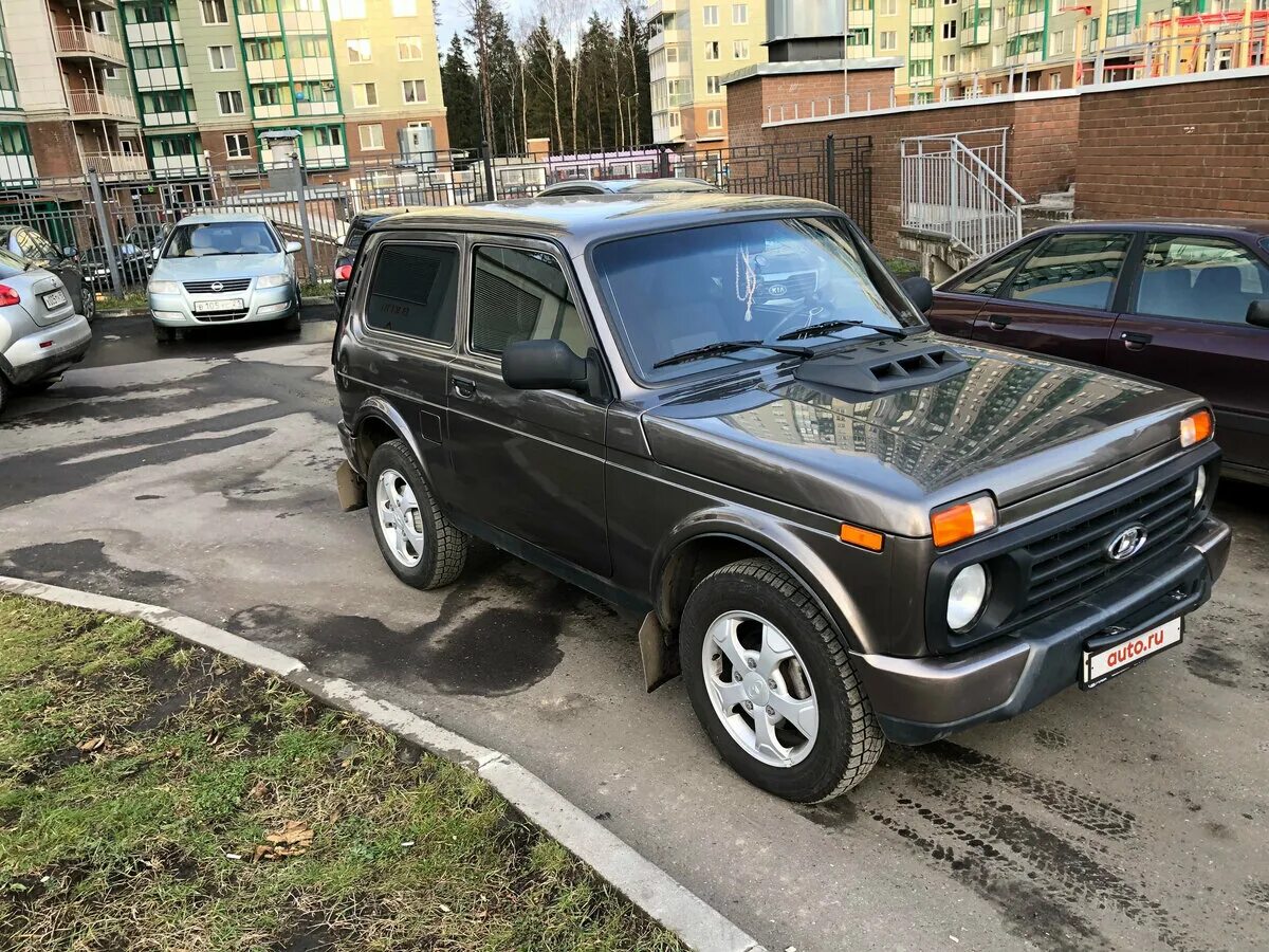 Нива урбан цвет кориандр фото Купить б/у Lada (ВАЗ) 2121 (4x4) I Рестайлинг Urban 1.7 MT (83 л.с.) 4WD бензин 
