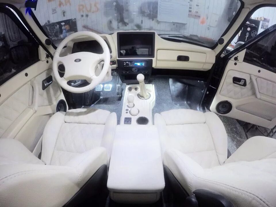 Нива урбан тюнинг салона фото СИДЕНЬЯ, вечная проблема - Lada 4x4 3D, 1,7 л, 2000 года тюнинг DRIVE2