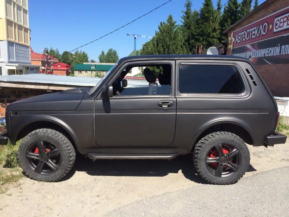 Нива в рапторе фото Niva in black mate with the addition of silver 2014 #vRezine Rubber Paint (Жидка